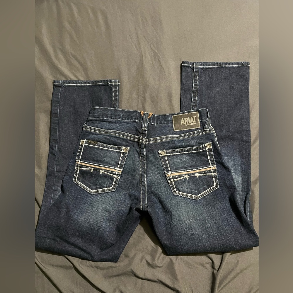 Men’s ariat jeans m5